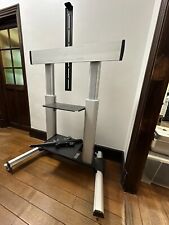 SUPPORT MOBILE D'ECRAN 60 A 100 POUCES CHARGE LOURDE ALU SUR ROULETTES 