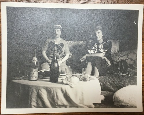 Photo ancienne bouteille eau - photo,