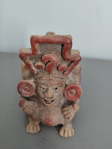 Statuette style - statuette,