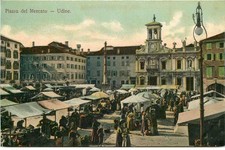 ITALIE  UDINE  piazza del merceto