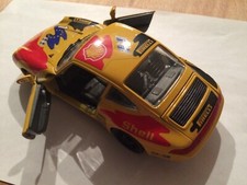 Burago 1560 1993 - 1/24,