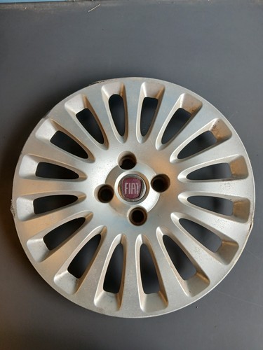 Fiat punto enjoliveur - /,