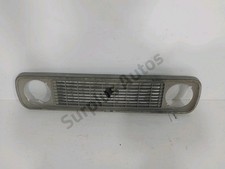 CALANDRE 7704002230 RENAULT R4 (01/1978 12/1992) / NE 209996