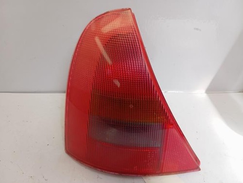 Feu arriere principal gauche