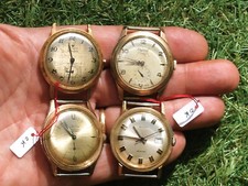 LOT de 4 MONTRES MECANIQUES