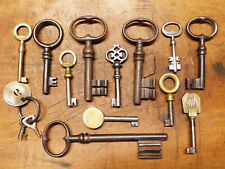 Lot 14 clés anciennes,clef de meuble,serrure,commode,Buffet,placard,key,Chiave