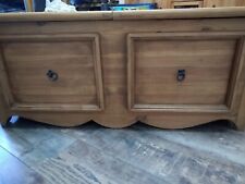 table de bar basse en bois