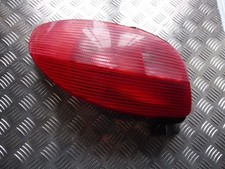 feu arriere droit peugeot 206