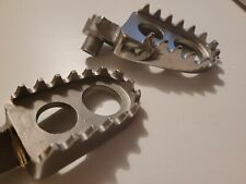 2 Reposes pieds Neufs  INOX OEM YZ-F 03-17  YAMAHA YZ 65, YZF 250, WR-F 450..