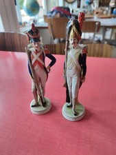 Deux Soldats Napoléonien En Porcelaine Fine (B3)