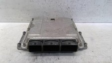 Calculateur moteur RENAULT MASTER 2 2.2 DCI 90 Fourgon L2H2   /R:104447696