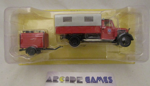 Vehicule neuf fourgon - 1/43,