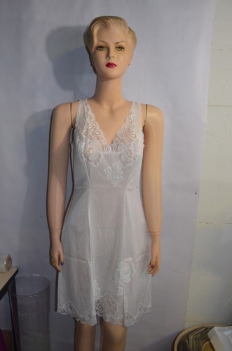 Ancienne chemise de nuit - chemise,