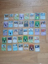 lot de 37 cartes pokémons