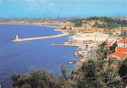 Nice port le - le, et