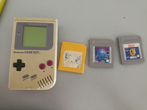 Nintendo game boy console - nintendo,