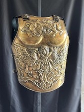 Cuirasse romaine en acier de