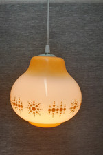 SUSPENSION / LUSTRE SCANDINAVE VINTAGE OPALINE - CIRCA 1970