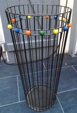 Vintage Porte Parapluies en Fer Forger Boules Bois Couleurs Roger Feraud ?