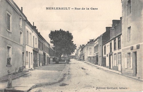 Cpa merlerault rue de - rue, la