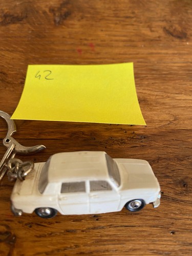 Porte clef norev 86 - porte, norev 