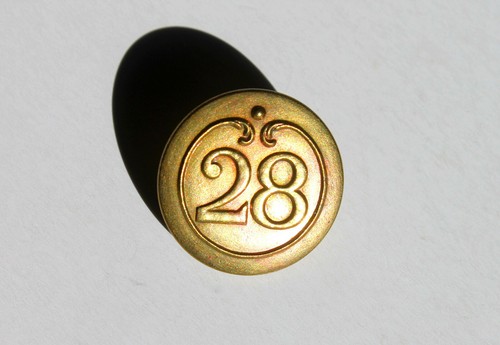 Rare bouton plat - bouton,