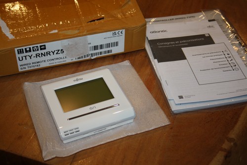 Télécommande filaire tactile