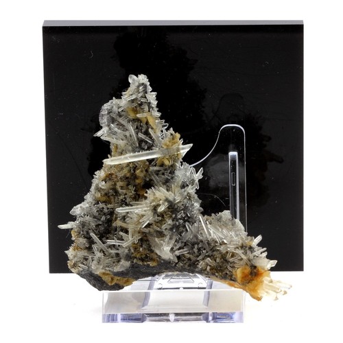 Quartz siderite 345 8 ct - quartz, +