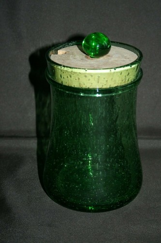 Flacon vert avec couvercle - , en