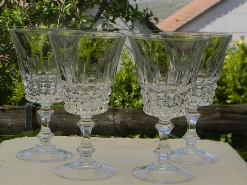 Verres vin rouge - rouge, en