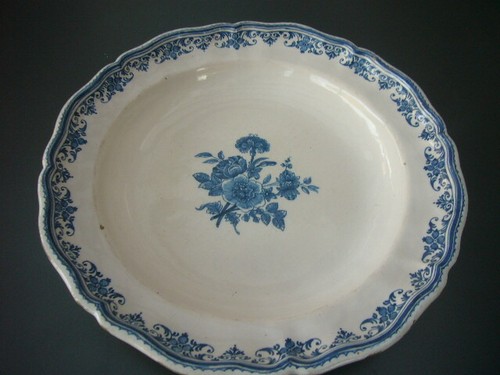 635 faience of moustiers - of,