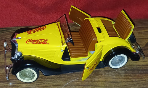 Ford v8 roadster - 1/18,