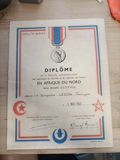 DIPLÔME MÉDAILLE COMMÉMORATIVE OPÉRATION SÉCURITÉ AFRIQUE DU NORD ALGÉRIE 1957