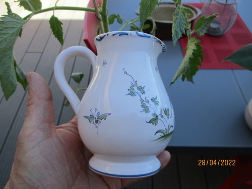 Petit pot verseuse faïencerie - petit,