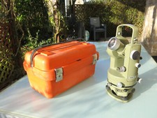 Théodolite  WILD  T1  de  1985