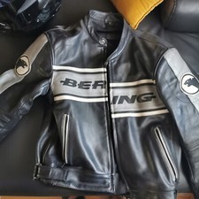 vêtement moto: veste