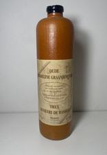 Bouteille en grès vieux