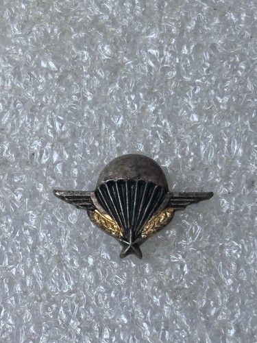 Pin parachutiste para saut - pin's,