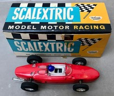 FERRARI C/62 ROUGE VOITURE