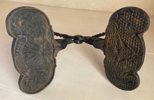 Curiosité gaufrier moule - , à