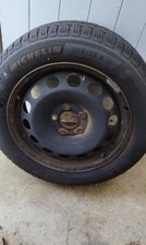 2 roues en 205/55R16 Hiver (85 % d'usure) 