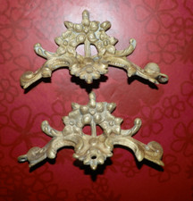 2 anciens ornement fronton