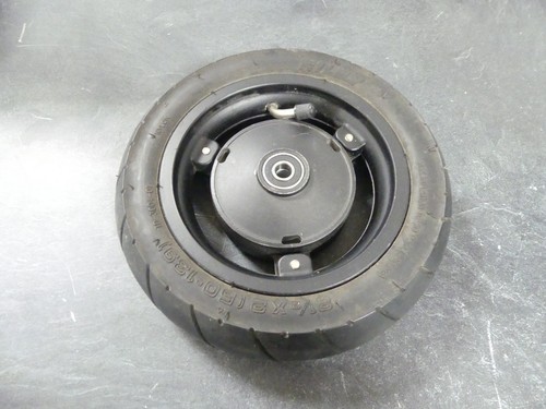 Roue avant pour - avant,