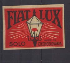 Ancienne étiquette de paquet allumettes Tchécoslovaquie  AD59  Fiat Lux 4 