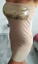 Mini robe bustier sexy ou tunique beige.