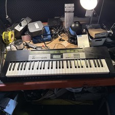 Casio LK-135 Digital Piano