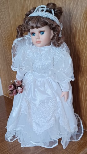Poupée porcelaine - porcelaine,