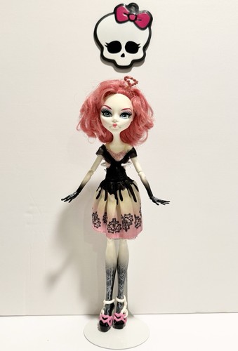 Monster high doll - monster, sweet