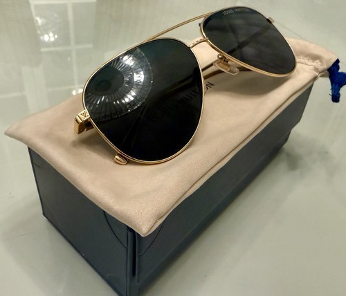 Brand new authentic louis - brand,