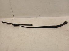 Essuie-glaces avant droit